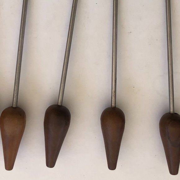 Olivewood Toothpick Golder with 10 Toothpicks Made in Israel - Picture 8 of 9